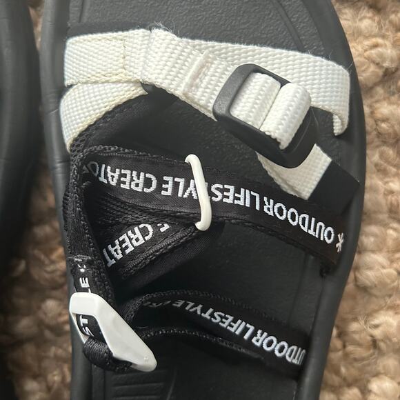 Snow Peak x Teva Hurricane Sandals Men’s US 9 Black White Limited Edition EUC main image 7
